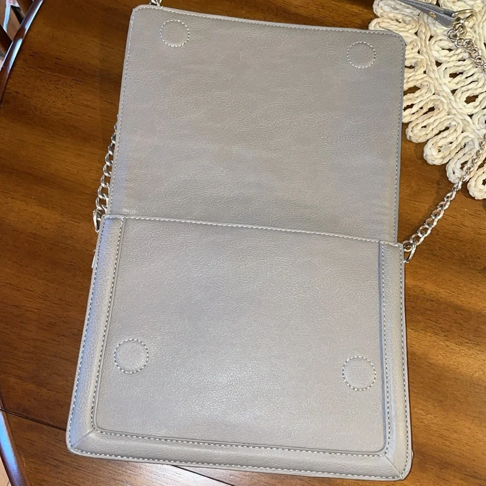 BCBG Shoulder bag - Picture 3 of 8